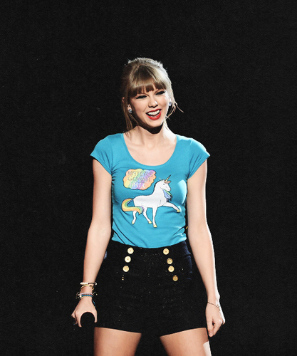 ♡ pancake addict and swiftology ♡