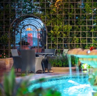 AlAmador4w's profile picture. 