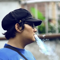 --- Don't tell anyone, kalo saya Spiderman
