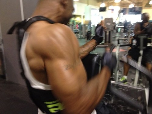 LewisDivinity's profile picture. 