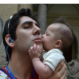 RMardonesM's profile picture. Chileno, InJeniero.