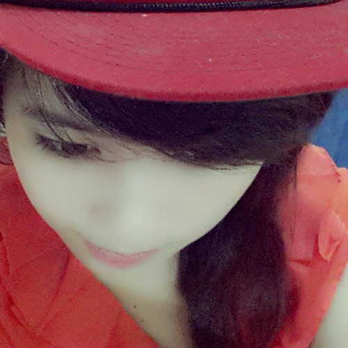 19 YO | K-Pop lover | Movieholic | Cheese addict