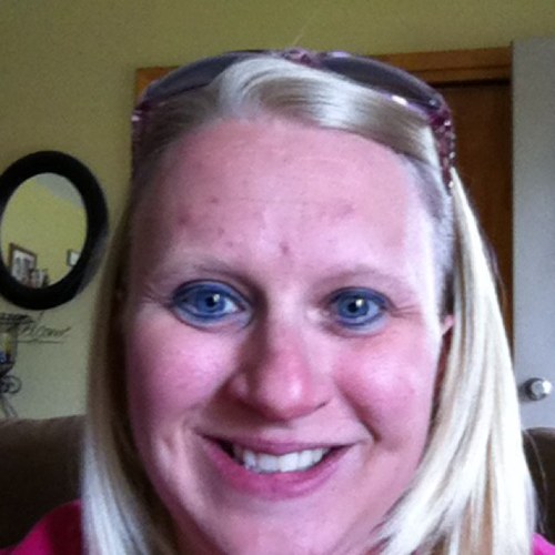 jenelness's profile picture. 