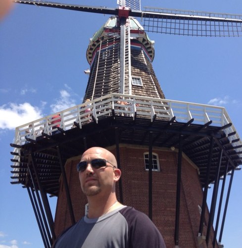 IIIKubinski's profile picture. 