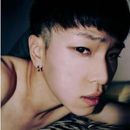 กูชักว่าวสุดเกรียนและหล่อเว่อร์ #ยืมเมจ #แฝดนรกโคตรเซียน(เกรียน) #ถึงชื่อกูจะส่อแต่กูใสนะครับ #VIOLANCE ที่ชักว่าวประจำ