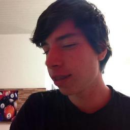 guierrorfailed's profile picture. 