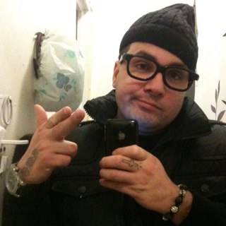 Nyc / single \ italian / best dad \ money hungry \