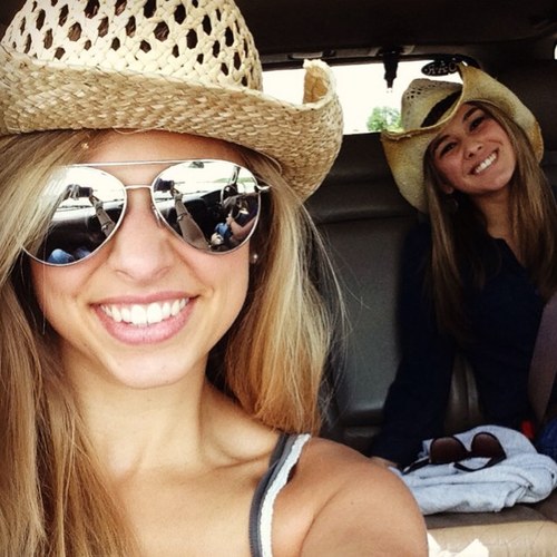 PBrie_andJ's profile picture. Have you ever wondered what marks our time here...If one life can really make an impact on the world. I believe they do.