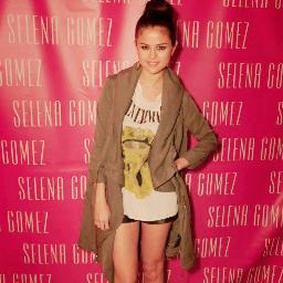 Selena Marie Gomez&Ariana Grande were amazing girls in my life. I love her the way she loves us♥. Ask for a follow back♥