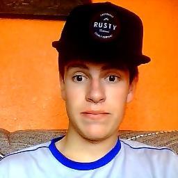 Lindo, cheiroso, querido, fofo, bonito, gato, perfeito e humilde :)
