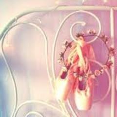 Follow me and I'll follow back!! I love ballet and music~