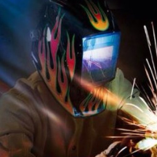 ILLooominator's profile picture. 