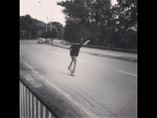 Fingerboarder