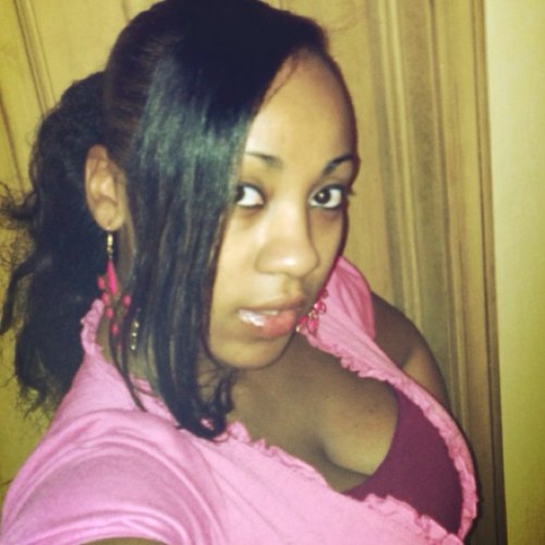 1Babygirl357's profile picture. I Love My Husband And 3 Kids!