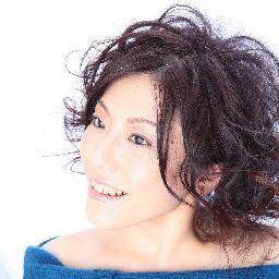 名古屋出身のシンガーソングライター。心に寄り添う歌をテーマに活動中。2019年6月に3rdアルバム発売！！現在6歳児を育児中。 3rd Album『ubugoe』ストリーミング配信中！ https://t.co/bKEeiPorjK