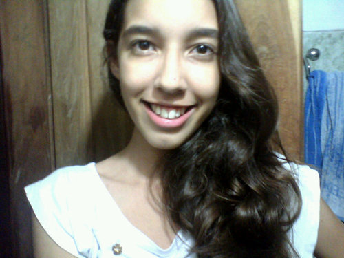 Sou o q sou e não vem me diz qm eu devo ser ou deixa de ser se encherge antes de querer me dar lisão de moral então me segue q eu sigo de volta #bjos