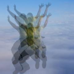 Todo lo que puedas imaginar y más.
Everything you can imagine and more.