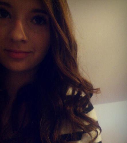 follow me,i follow back(: