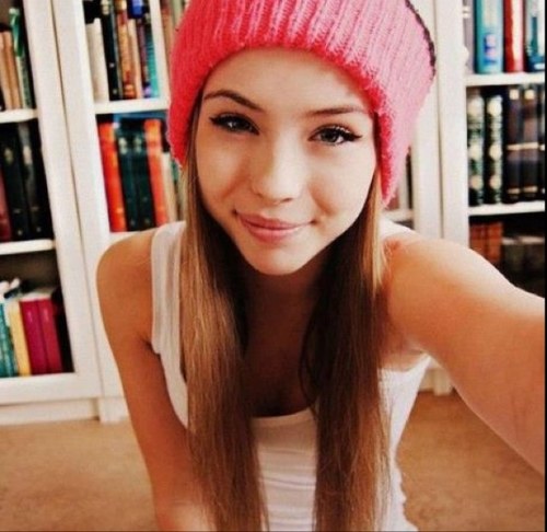 Gurlsfeelingz's profile picture. £ Tweeting about relationships and hard times. In Love, going through a brake up, single £ Being real £