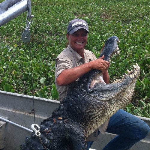 The official twitter page of Elizabeth Choate from History Channel's Swamp People