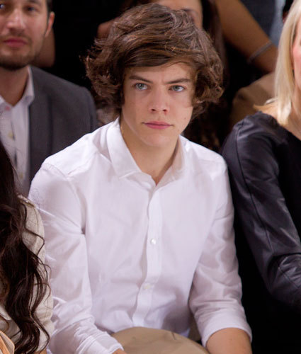 savesavesave4's profile picture. this is saved acc so dont follow back :) im trying to help you reach your goal ! but follow @yayyaaaaaa first xx