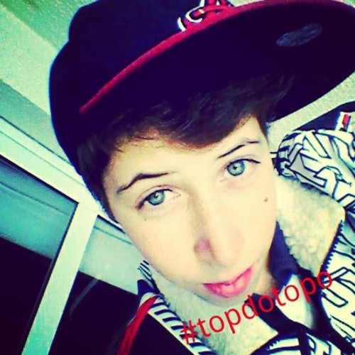 eu tô que tô ,eu tô na pistaa, eu tô ostenando mais do que o eike batista *#     segue ai embaixo ! rs
