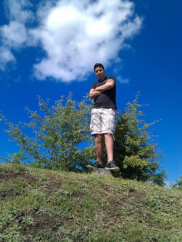 alhociema1213's profile picture. 