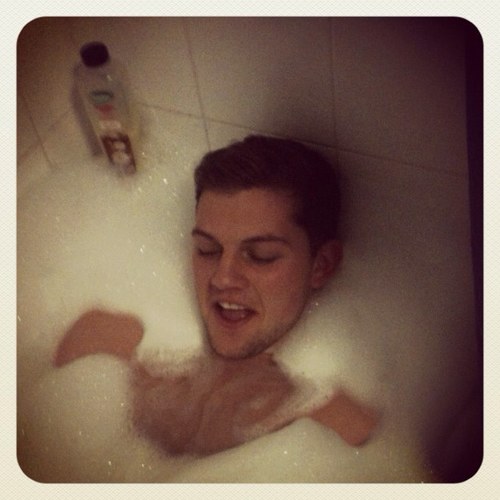 JacobRowe4's profile picture. Doesnt matter how you fall always land on your feet