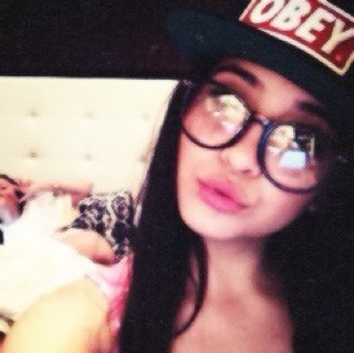 There's just one word to describe Selena...Perfection ❤ Outro fc: @freakh0ran