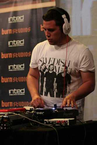 chris_rg_dj's profile picture. deejay & producer. info: djrg90@gmail.com