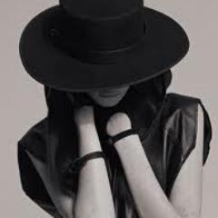 Blogueira,apaixonada por modas e makes
http://t.co/0V6bXtGDo8 ---cofira meu blog!!