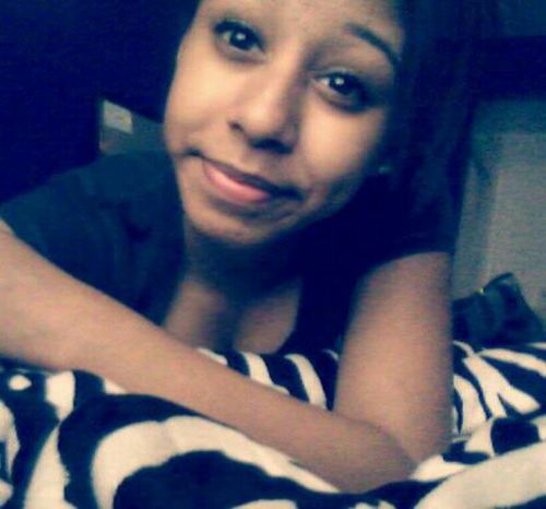 follow me on ig @_yogirlyasmin