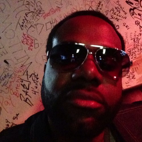 Artist/Writer/CEO E.B.E ent/TRAPBOSSproductionz..