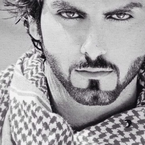 Reetweet242's profile picture. قلت له باكر تهــون قام خلاني وراح !