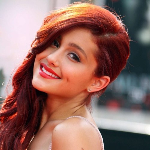 ElleWhite900's profile picture. I love @janoskians & @officialvbravo & @arianagrande & @mazzi_maz they are my life!!! 3/3 karcasian & @mariamdimond follows! xxxx