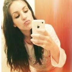 Porque é você que me faz sorrir @Kefera te amo!!!