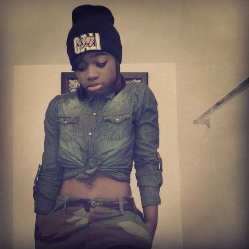 fvck †hεse niggas , εver†hing abou† mε yo' , las† quεεn running shi†, follow mε , i follow you back, sounds abou† righ† ? oh yεah , follow my frεaking +wifεy.
