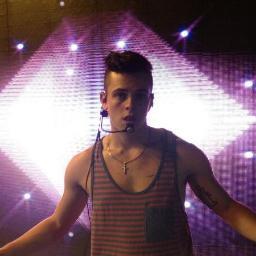 Oi,Im Daniel. 1/5 Janoskian,1/1 Fag. Sorry girls,I like the D.