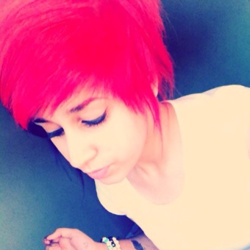 DontHavANameWtf's profile picture. Tell him you like him 'cause it ain't sucking itself. Tell her you like her 'cause it ain't eating itself.