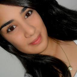 “Às vezes as coisas mais ordinárias podem transformar-se em extraordinárias, simplesmente se realizadas pelas pessoas certas.”
— Nicholas Sparks.