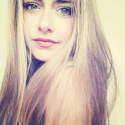oude twitter account @followpamelaaa is weg :) dus dit is nieuwe nf is nfb x