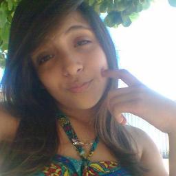 - To solteira mais não sozinha, não vô ser mais boazinha,Dentro do meu coração não entra mais visita ! Escorpiana ,Solteira , tricolor e linda .
