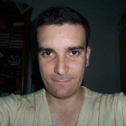 Eu me chamo Fabiano,tenho 37 anos,advogado,poeta de temas diversos e principalmente de versos românticos.Torço de paixão pelo meu Timão (Pra cima Corínthians)