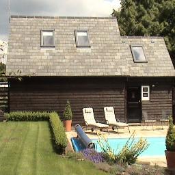 LoftintheForest's profile picture. Luxury self catering accommodation, with swimming pool and cycles, for discerning couples in the heart of the New Forest Park - only 30 minutes from the coast.