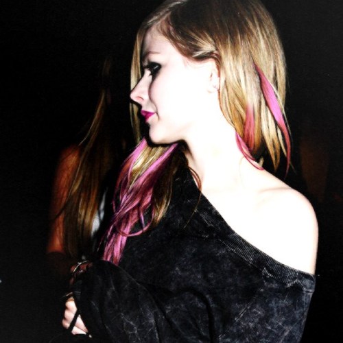 There's no beauty in a girl like me. [Greaser/RP]