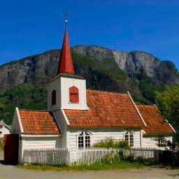 Undredal Guideservice offers guided tours in Undredal Stave Church.
Contact us by e-mail post@undredal.no