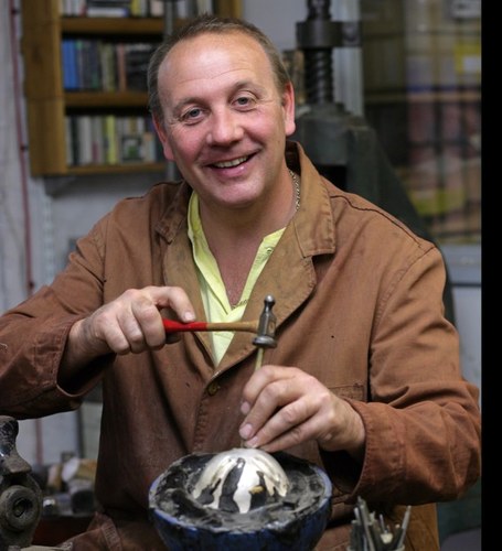 Master Silversmith, Goldsmith, Bespoke Jeweller, Antique Restorer Running Private Tuition Classes in the heart of London