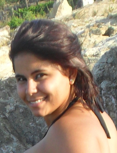 Você tem que se preocupar em ser feliz,, pois vale mais uma lágrima da derrota, do que a vergonha de não ter lutado.”