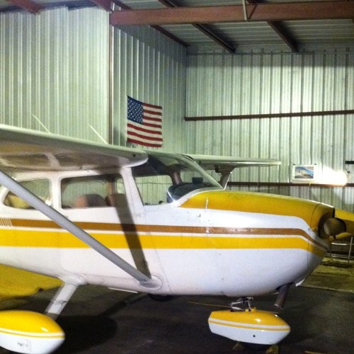 FAA system specialist retired             USAF Flight Facilities Equipment repairman. 1972-1977