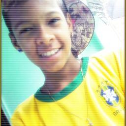 &u viiiim da ruas dd. terra Õnde a chÁpa é quente e o Õdiiio empera c0nheço a mh quebrada e tenhÕ respald0 em qualquer Favella ♪